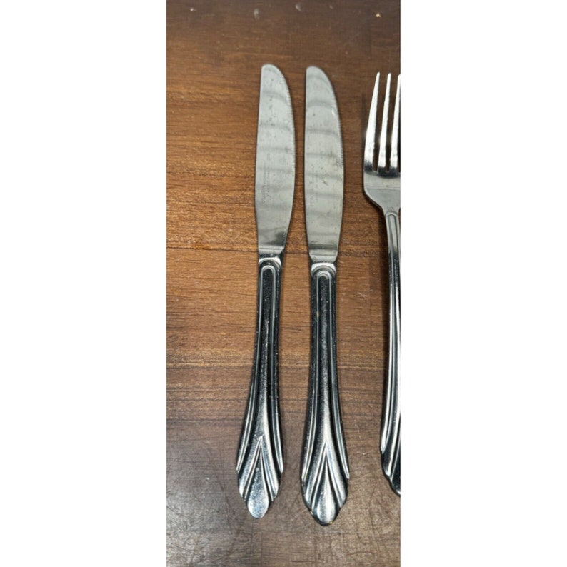 Hampton Silversmiths HSV7 Stainless Set of 4 Forks Glossy Flatware