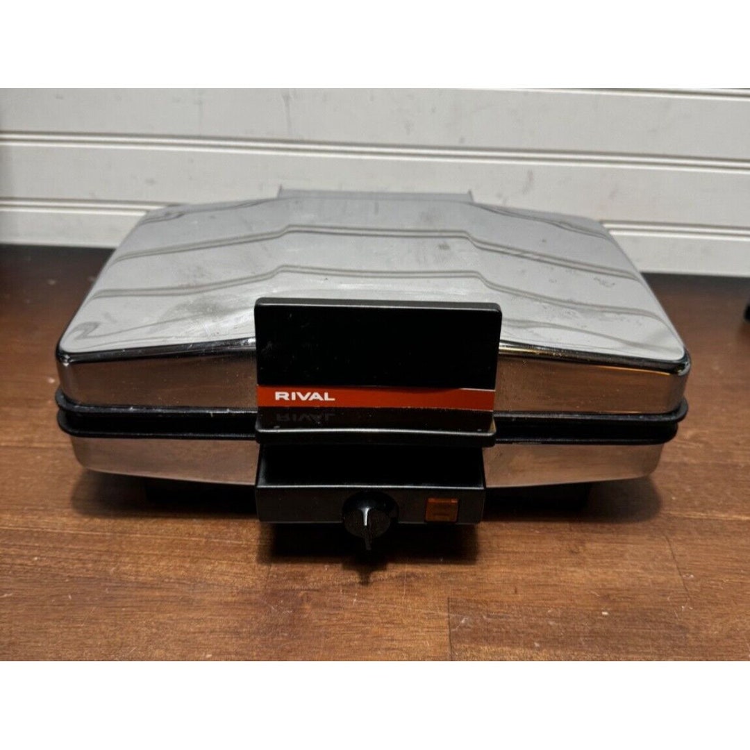 Vintage Rival Pizzelle Maker Waffle Baker Removable Reversible Plates