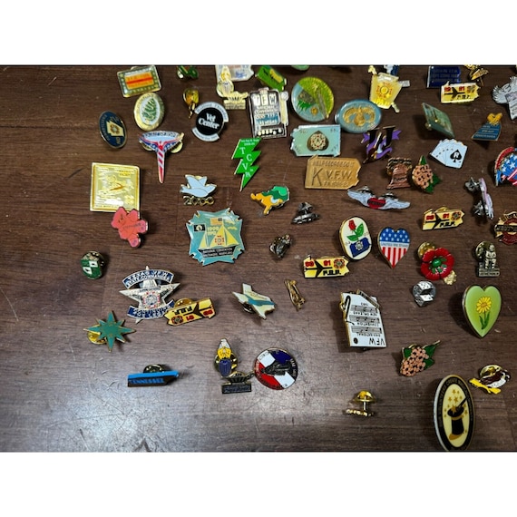 Assorted Vintage Pin flair Lot of 100+ pieces arm… - image 10