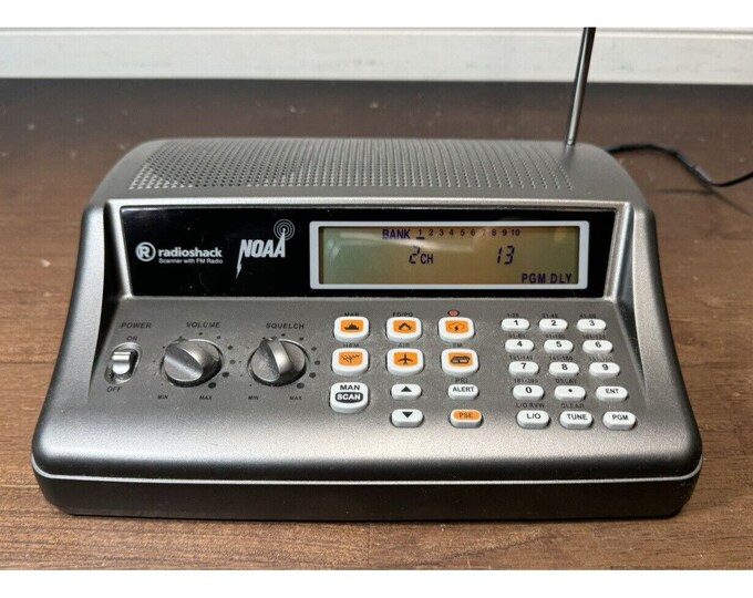 Radio Shack PRO-650 200-channels Desktop Radio Scanner W/ Antenna & Fm ...