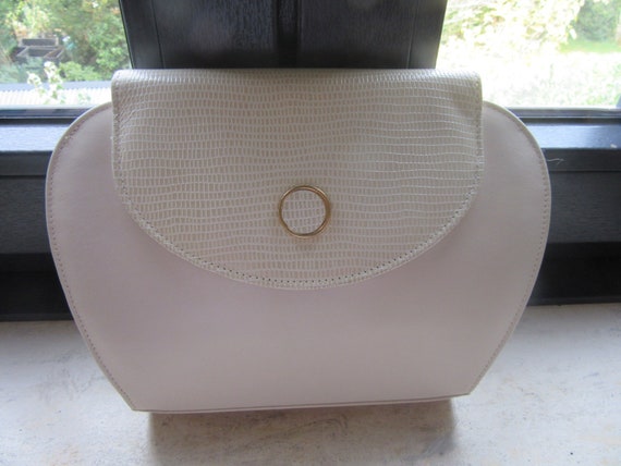 Vintage Bally Shoulder Bag / Clutch / Cross Body Ivory 