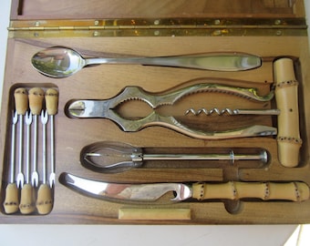 Wusthof Dreizack Solingen Germany 11-piece bar tool set in a wooden presentation box,  vintage, 1950's ++++