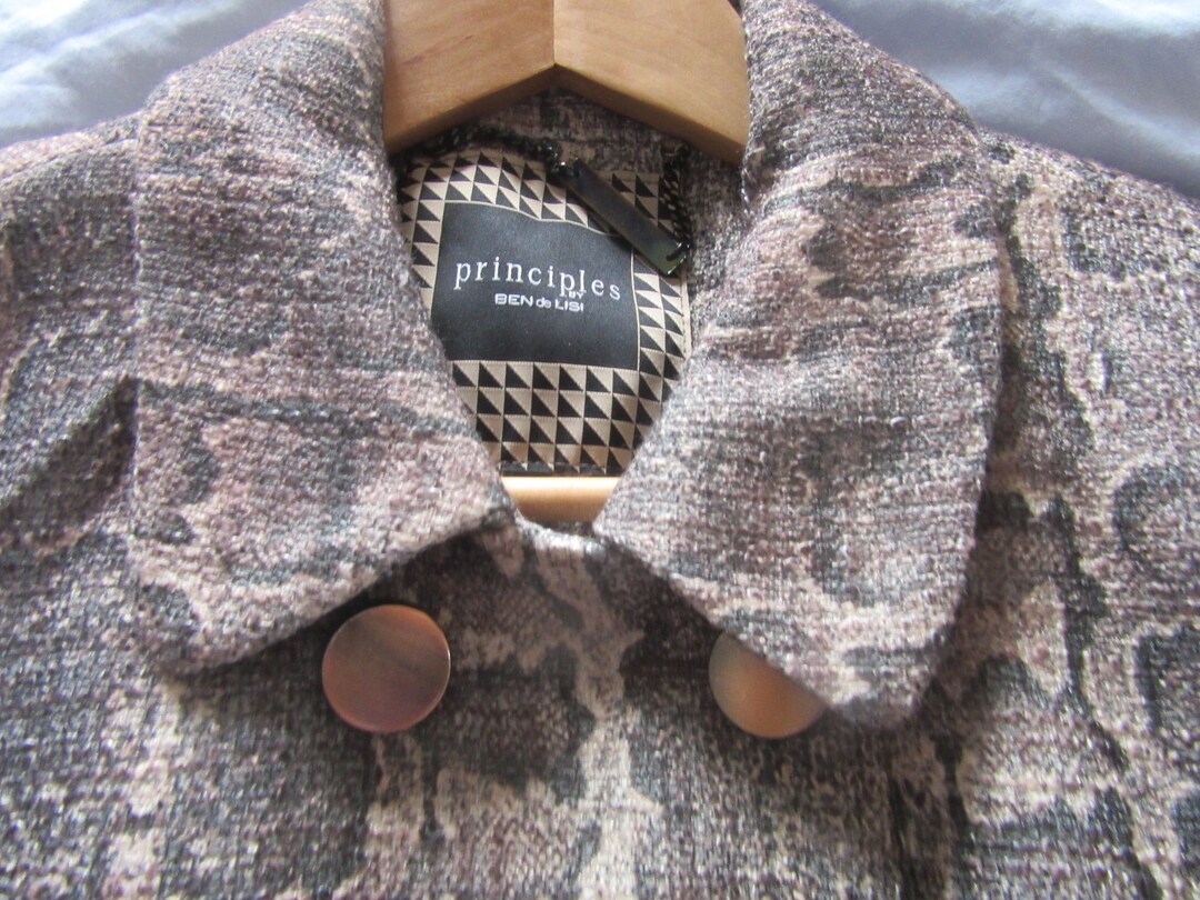 English Coat Snakeskin Print, Design Ben De Lisi, Principles