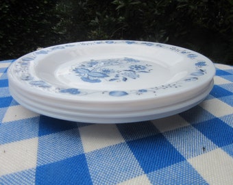 Sale : 4 Arcopal France, side & cake plates, white opaline milk glass, onion flowers pattern blue white, collectible ***