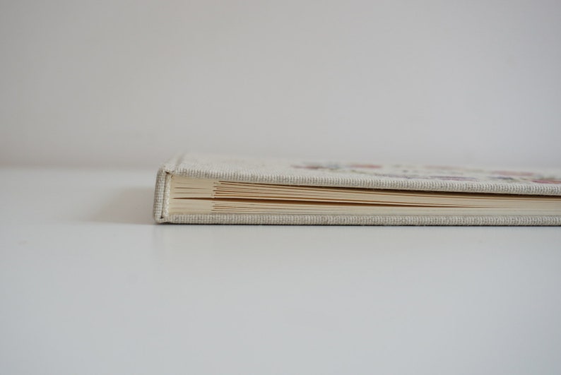 Blanc Photoalbum with Personalized Cover Album for Pictures Scrapbook Photo Guestbook 30 photos PERSONALIZED Photo Album