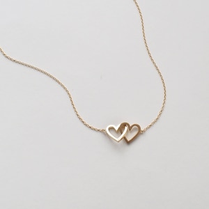 Simple Double Heart Necklace, Dainty Heart Link Necklace, Minimal Layering Heart Necklace in Silver, Gold, Rose Gold