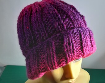 Ribbed adult beanie