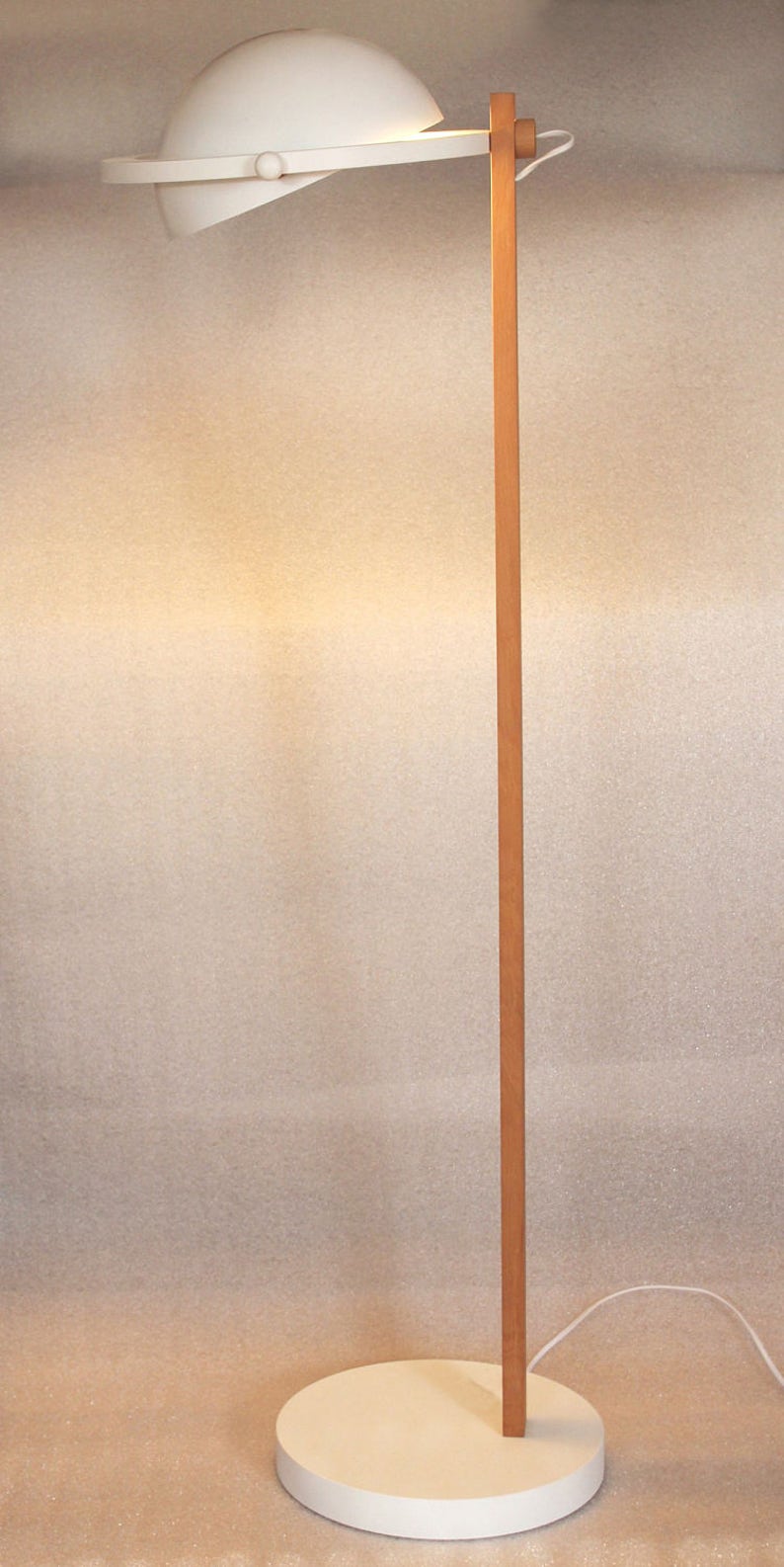 SATURN Floor Lamp White imagem 1