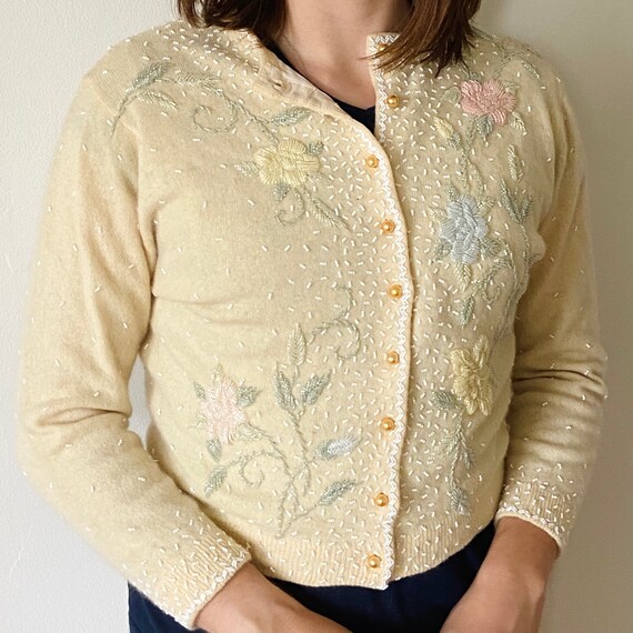 Original Vintage 1950s Cream Floral Beaded Cardiga