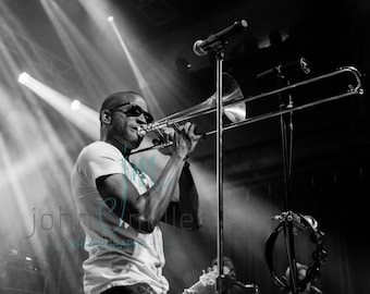EDYCJA LIMITOWANA: Trombone Shorty & Orleans Avenue (B+W) - Na żywo w Mercury Ballroom - Louisville, KY