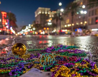 Mardis Gras, New Orleans LA, Bokeh, Beads, French Quarter Art