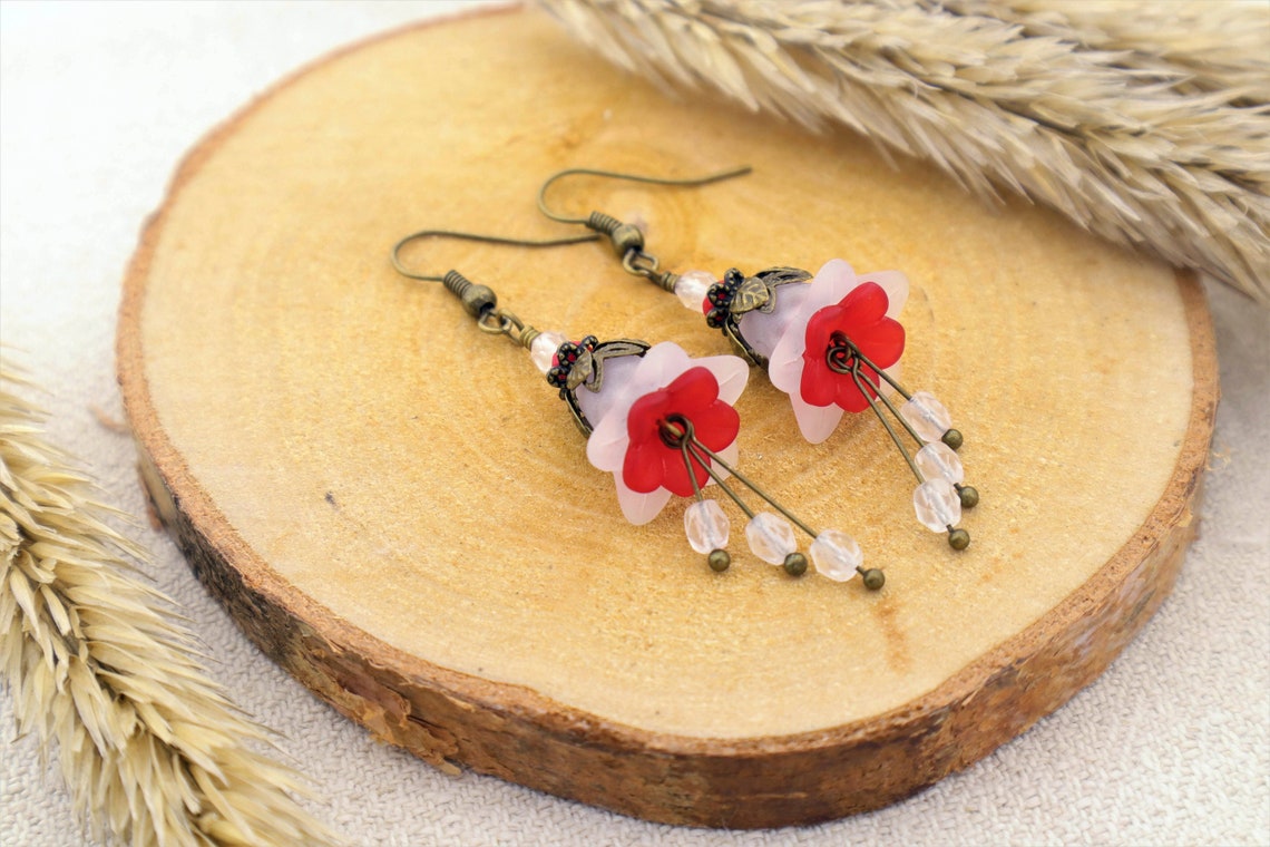 Pendientes de flores lúcidas rojas y blancas / Joyería Etsy Pendientes de flores lúcidas rojas y blancas / Joyería Etsy