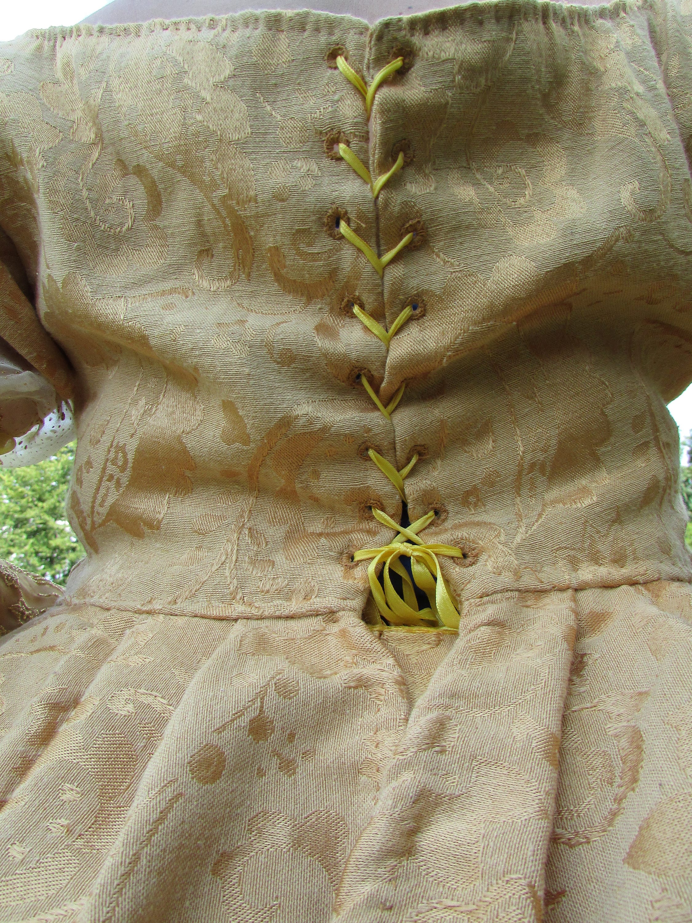 elizabethan headpiece