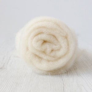 Carded Maori Wool Batt - Ivory, for Needle Felting, Felting Supplies, Felting Wool, DHG Italy