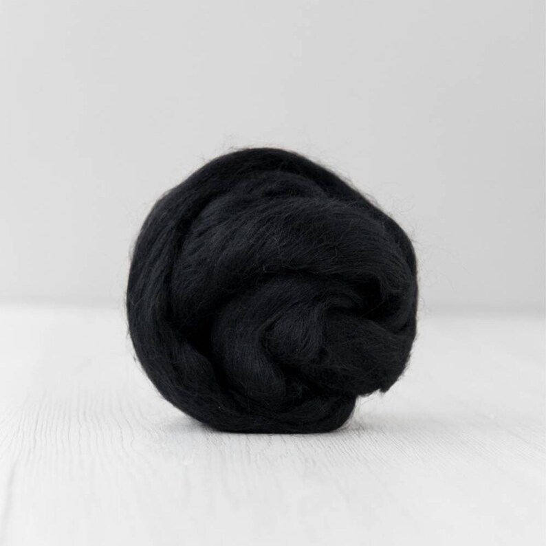 19 Micron Merino Wool Roving Tops Dark Black for Wet Felting, Nuno Felting, Needle Felting, Weaving, Arm Knitting, Chunky Yarn, DHG image 1