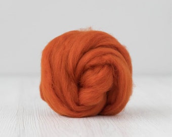 19 Micron Merino Wool Roving Tops - Pumpkin Orange for Wet Felting, Nuno Felting, Needle Felting, Weaving, Arm Knitting, Chunky Yarn, DHG