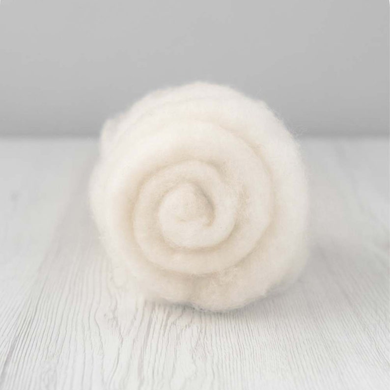 Carded Maori Wool Batt Natural White, for Needle Felting, Felting Supplies, Felting Wool, DHG Italy image 1