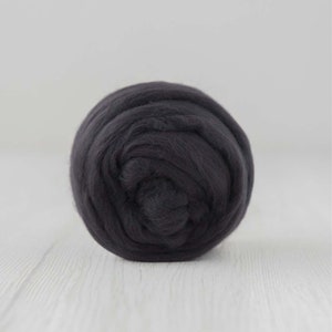 14.5 Micron Merino Wool Roving Top - Blackboard Black for Wet Felting, Nuno Felting, Needle Felting, Weaving, Arm Knitting, Chunky Yarn, DHG