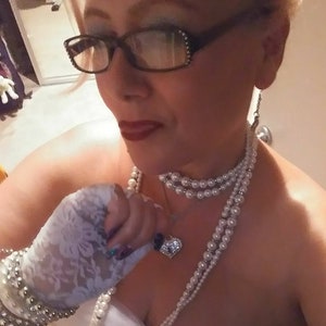 White fingerless lace gloves, 80s fingerless gloves, lace fingerless gloves Madonna inspired