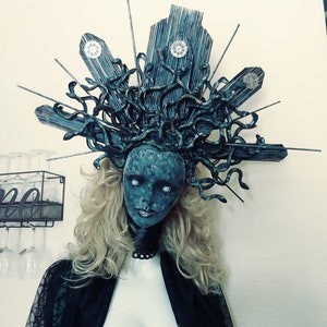 Medusa head piece