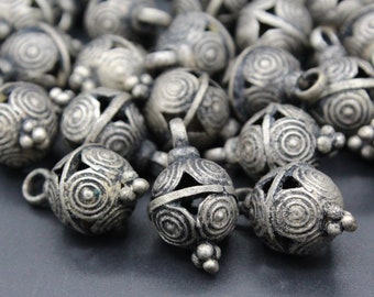 20mm x 10mm - 1Pc Vintage Turkmen Beads, Boho Carved Beautiful Alpaka Beads, Tribal Costuming Beads, Button Pendant Beads,