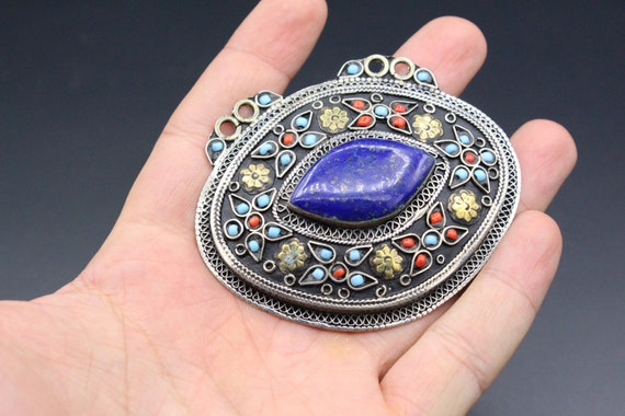Vintage Uzbek Silver Oval Pendant, Lapis Lazuli S… - image 6