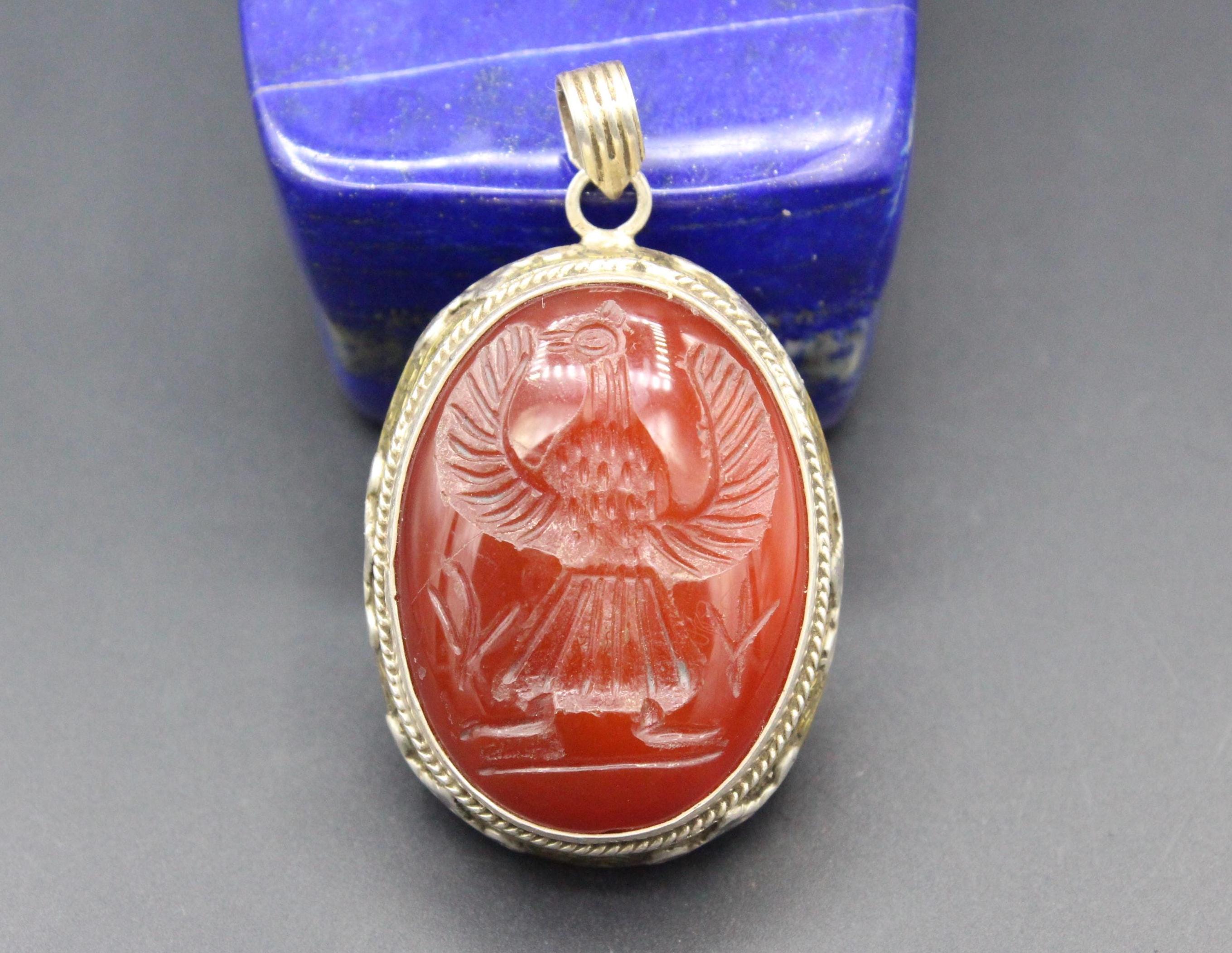 vintage : pendentif new age galet plat peint main aigle celtique signé Rocland