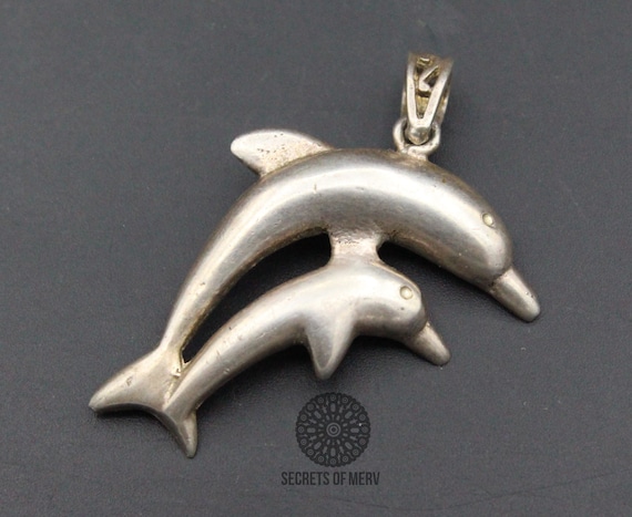 925K Sterling Silver Turkish Double Dolphin Penda… - image 1