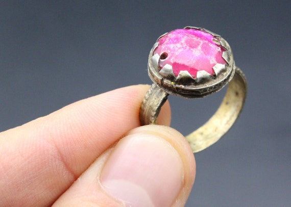 Vintage Afghan Alpaka Ring, Pink Glass Ring, Afgh… - image 5