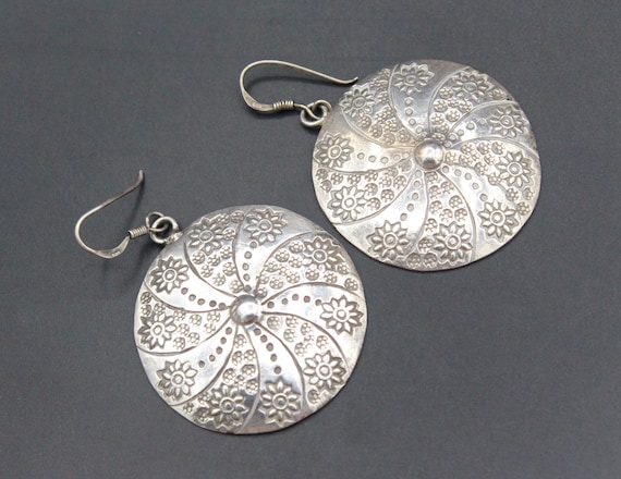 Moroccan 925K Sterling Silver Earrings, Carved Wo… - image 2