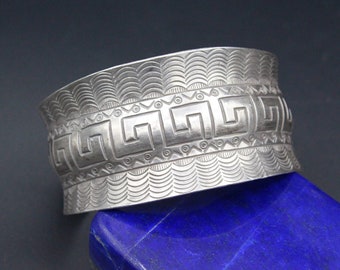 Beautiful Moroccan Sterling Silver Cuff Bracelet, Unique Bracelet, Adorable Carved Bracelet, Adjustable Cuff Bracelet, #B03