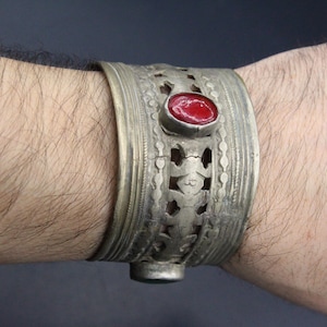 Vintage Afghanisches Kuchi Tribal Armband, Handarbeit Alpaka Armband, Bunte Perlen Lange Bauchtanz Armband, Unikat Manschettenarmband,