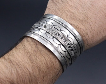 Vintage manchetarmband, Turkmeense stam zilveren manchetarmband, etnische tribale manchetarmband, handgemaakte armband, verstelbare armband,