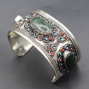 Afghan Cuff Bracelet, Kuchi Tribal Alpaka Cuff Bracelet, Malachite Stones Bracelet, Colorful Boho Bracelet, Belly Dance Bracelet, #B02
