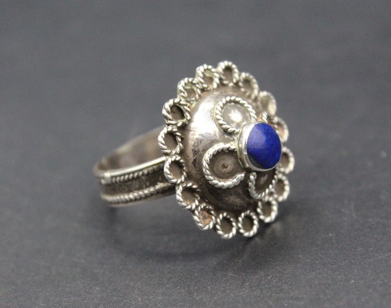 Afghan Tribal Ring, Lapis Lazuli Beads Silver Rin… - image 4