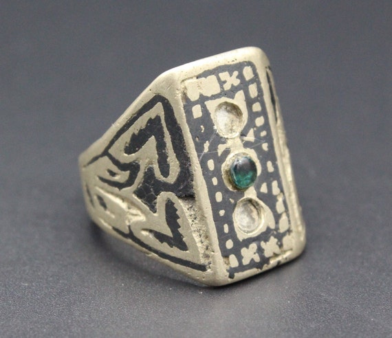 Vintage Afghan Alpaka Tribal Ring, Green Glass Be… - image 1
