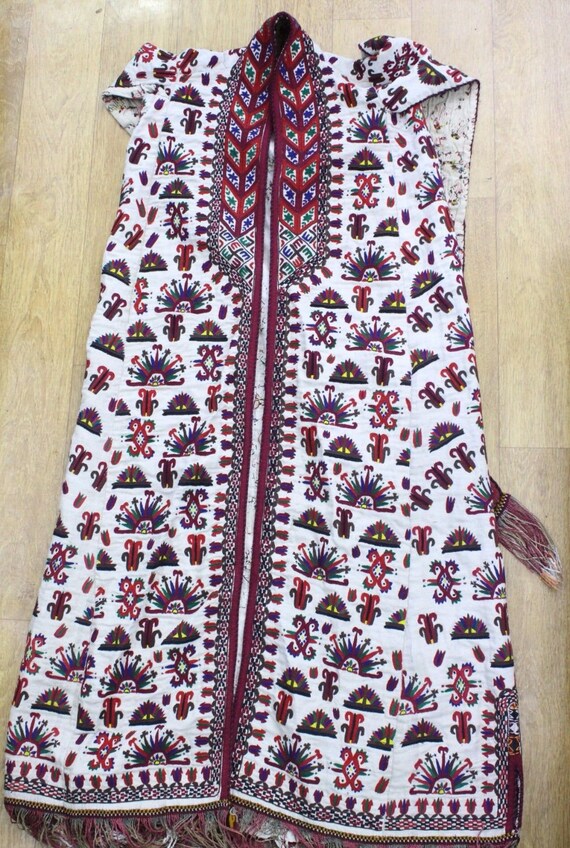 sleeveless caftan