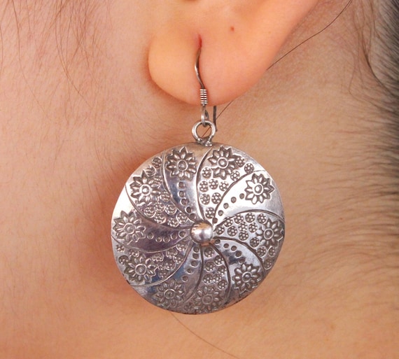 Moroccan 925K Sterling Silver Earrings, Carved Wo… - image 1