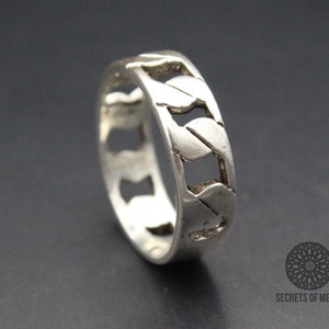 Handcrafted Turkish Silver Ring: Carved Ottoman Style, Size 10