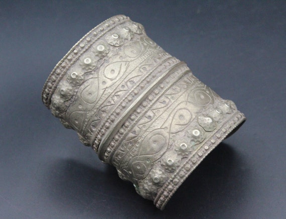 Turkmen Silver Cuff Bracelet, Antique Old Carved … - image 2