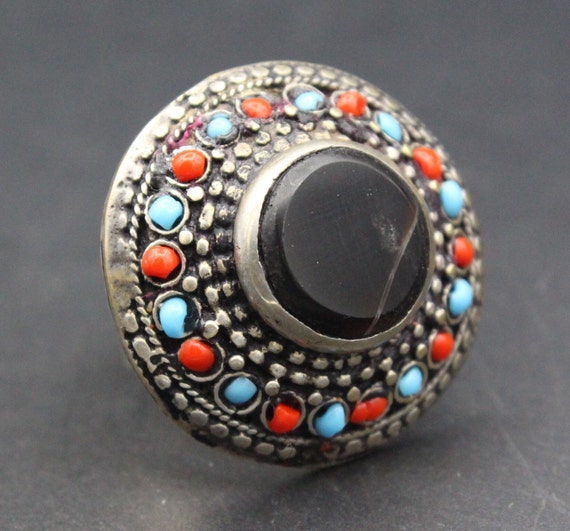 Vintage Afghan Turkmen Ring, Black Onxy Stone Bead