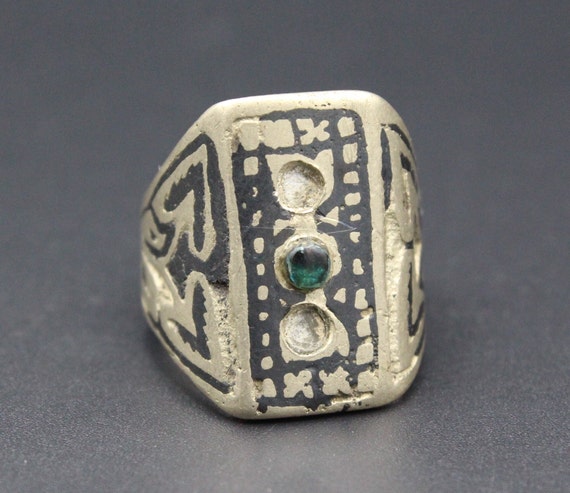 Vintage Afghan Alpaka Tribal Ring, Green Glass Be… - image 2