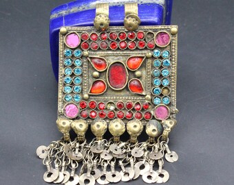 Colgante Kuchi vintage: joyería tribal afgana con cuentas de vidrio para danza del vientre
