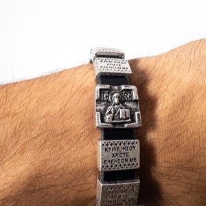 Bracelet chrétien en cuir avec icône de Jésus-Christ et panneau de prière en forme de cœur de Jésus en grec