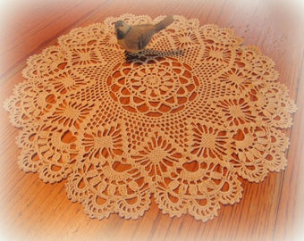 Ecru Star-Flower Crochet Doily with Lovely Diamonds and Fans--18-1/2"--Table Topper