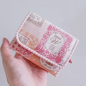 Slim Wallet Keychain, Vegan Coin Wallet, Keychain Card Holder, Coin Purse Keychain, Minimalist Wallet, Mini Bifold Wallet - Peach Vintage