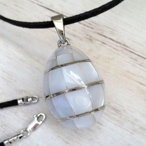 46mm High White Mother of Pearl or Nacre Egg Harmony Ball or Bola Ball, A Bell Inside the Egg Produces a Soothing Chime, Mother to Be Gift image 2