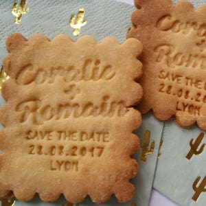 Coralie-Roman wedding biscuit stamp custom to customize your shortbread or cookies, custom biscuit stamp with mount