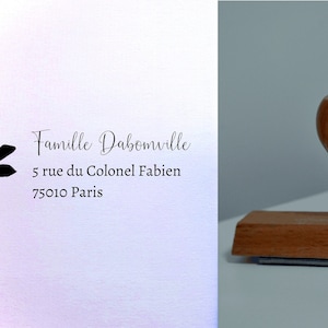 Tampon adresse personnalisable, tampon fabriqué sur-mesure pour personnaliser vos enveloppes, sceller votre signature au dos d'enveloppe A2