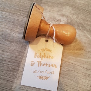 Tampon mariage Delphine & Thomas, tampon mariage logo personnalisable, tampon mariage sur mesure pour décorer vos papeteries de mariage